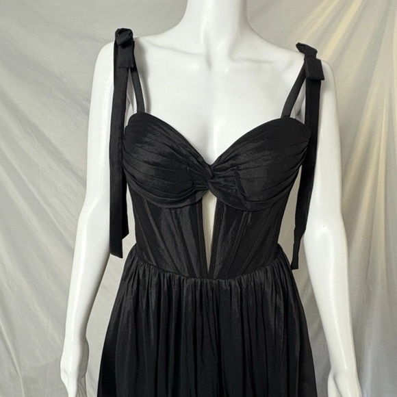 Jovani BLACK Corset A-Line Ballgown | Size 8 NWT | Formal Evening Gown - Picture 4 of 7